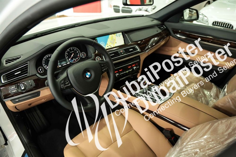 BMW 730Li   2015